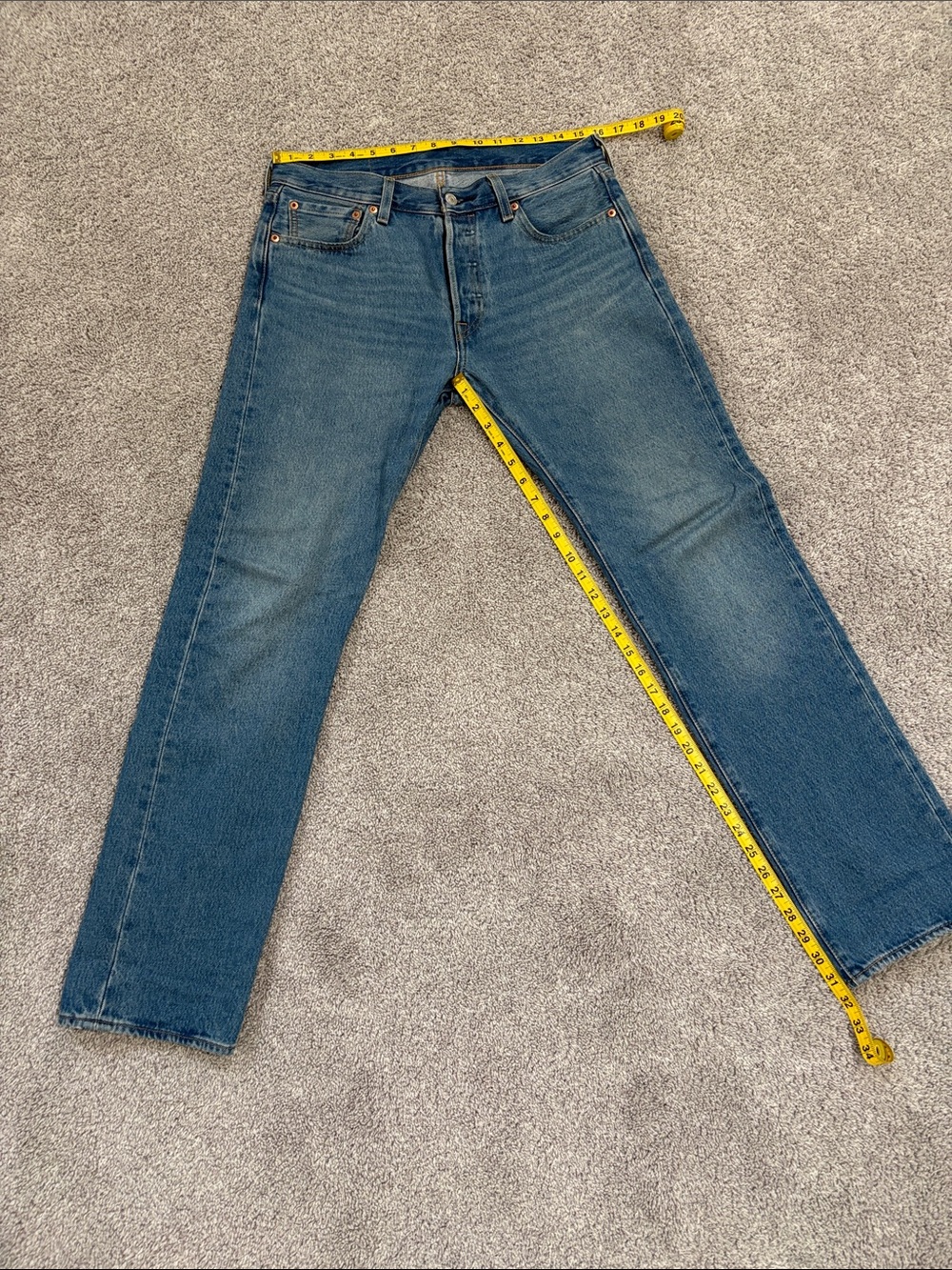 Levi’s 501 - EUC - 30x32